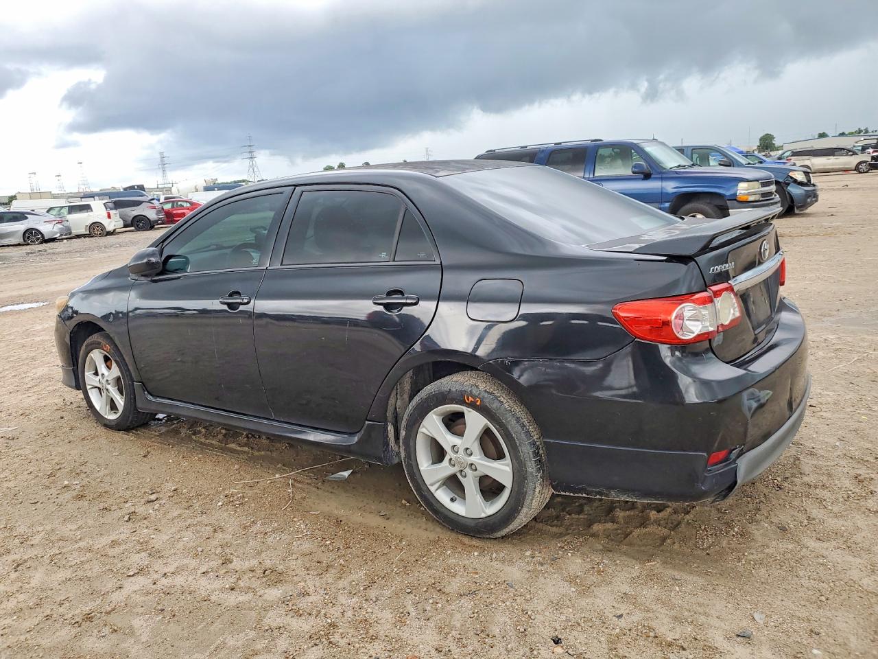 2012 TOYOTA COROLLA S photo 3