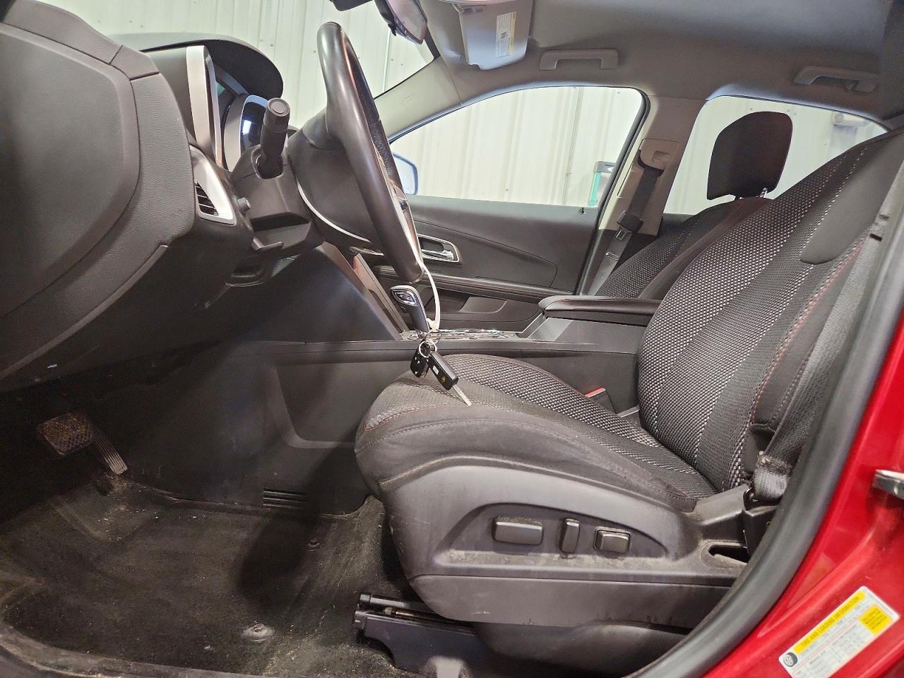2015 CHEVROLET EQUINOX LT photo 13