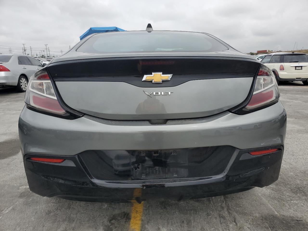 2017 CHEVROLET VOLT LT photo 6