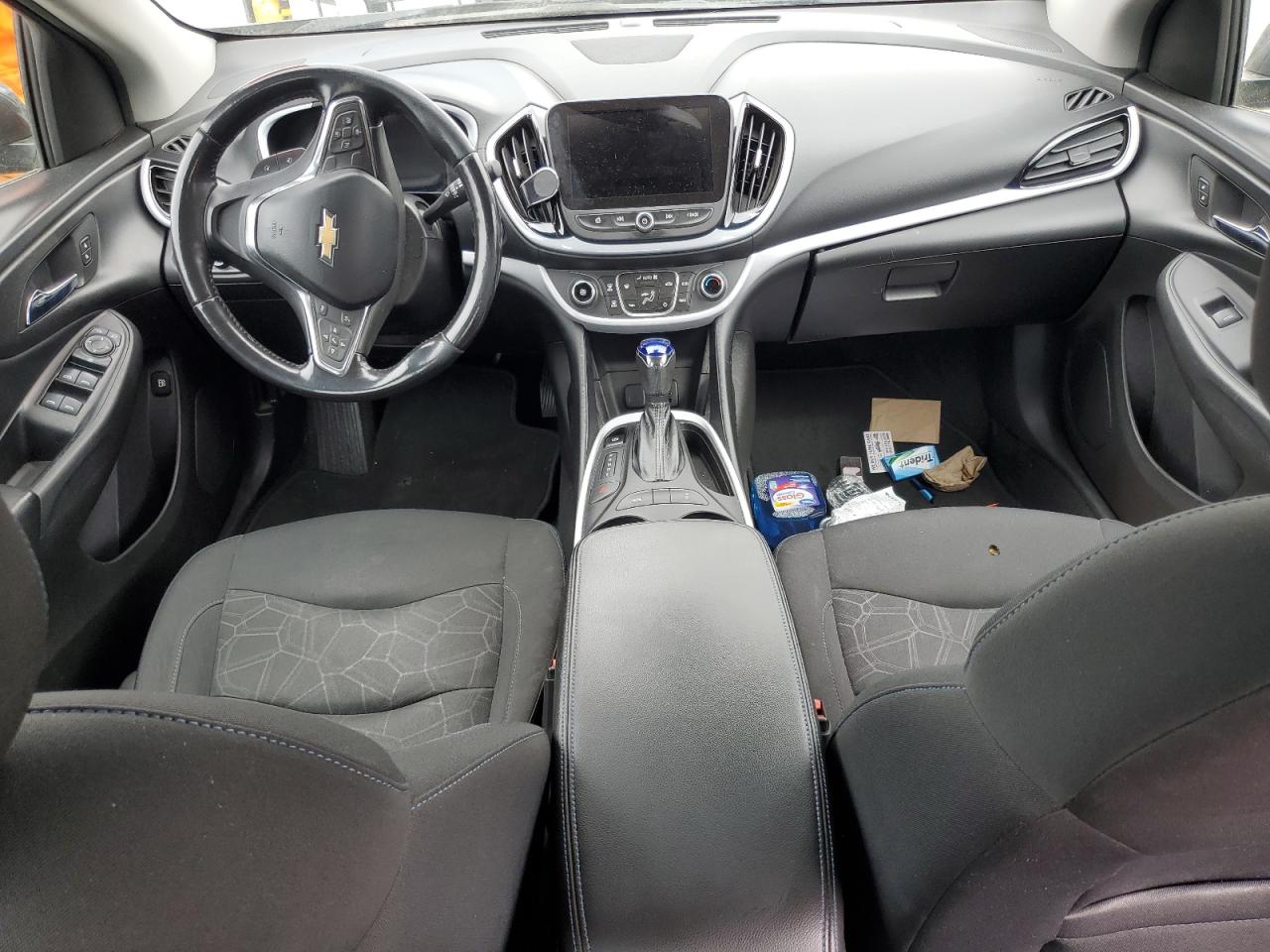 2017 CHEVROLET VOLT LT photo 8