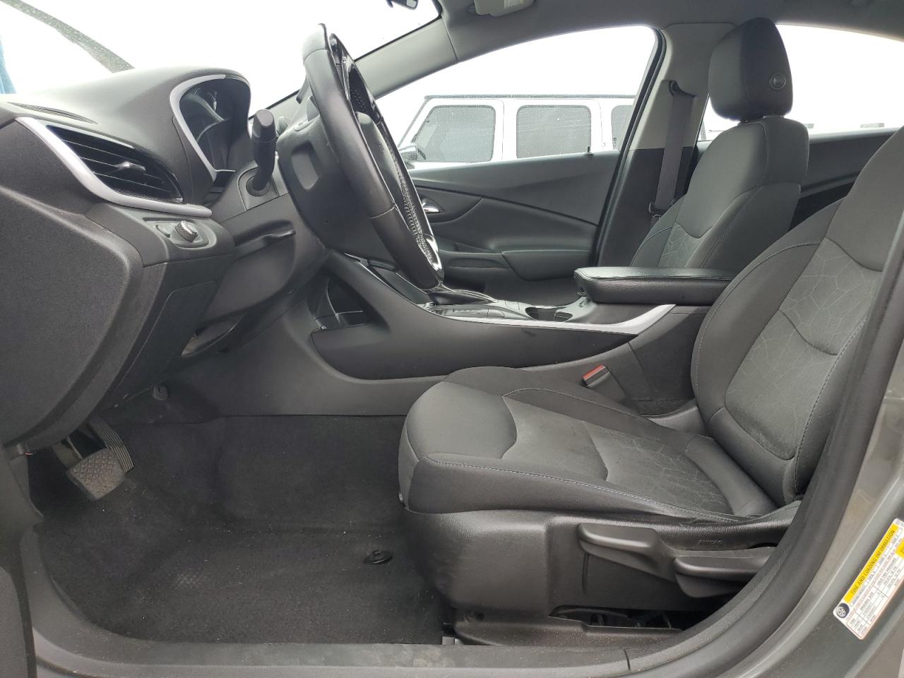 2017 CHEVROLET VOLT LT photo 7
