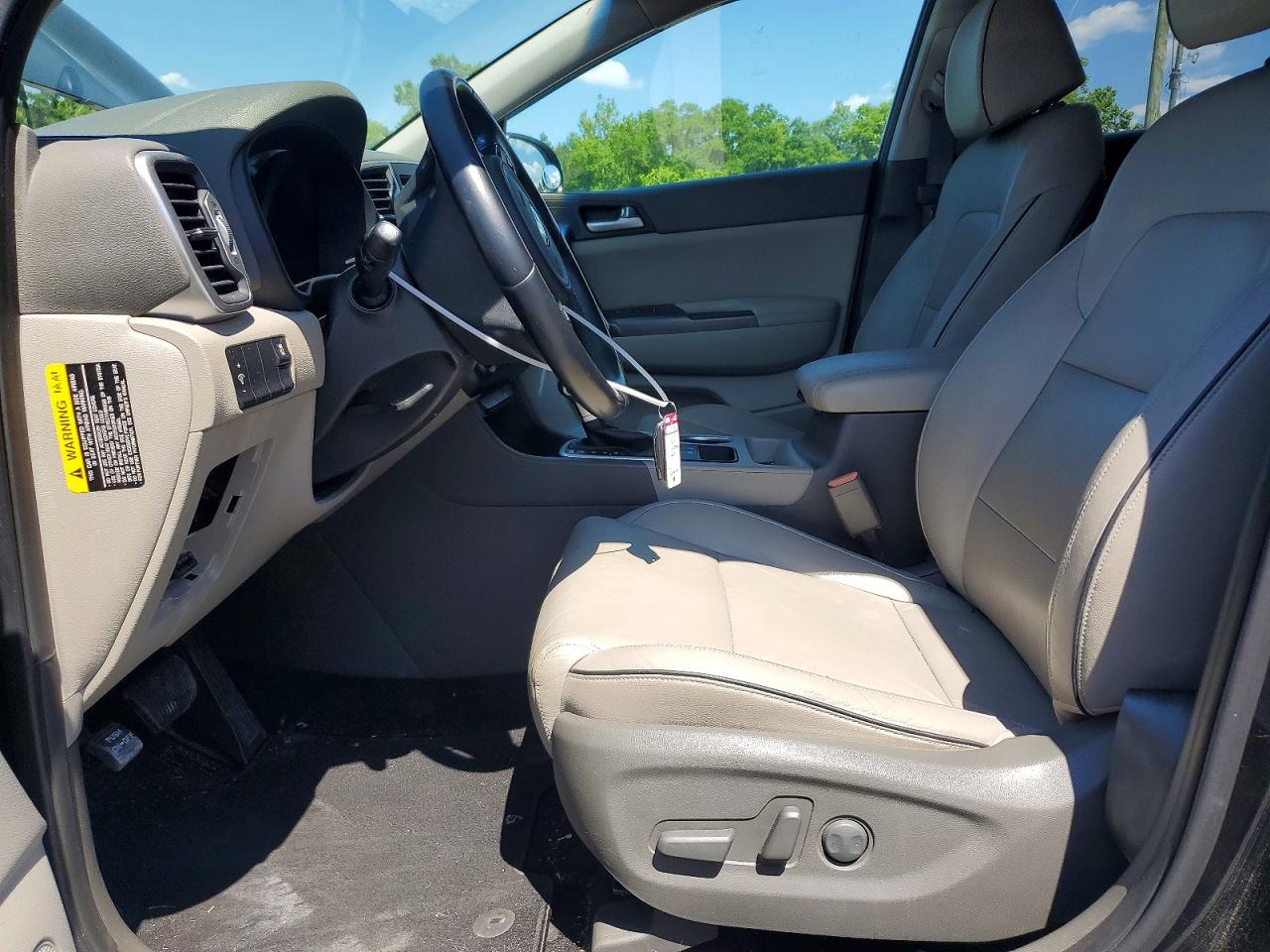 2017 KIA SPORTAGE EX photo 19