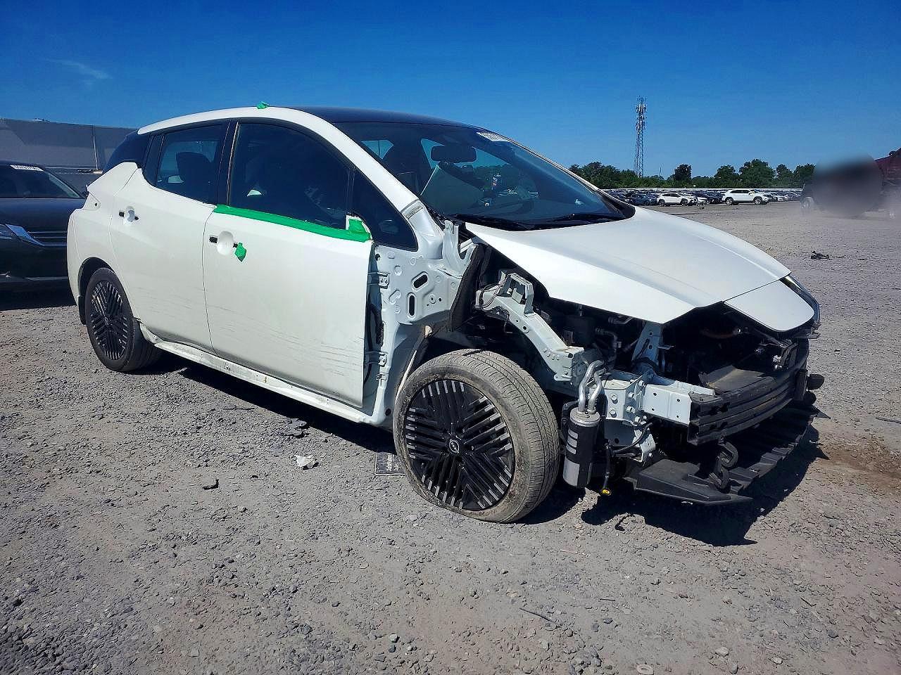 2023 NISSAN LEAF SV PLUS photo 10