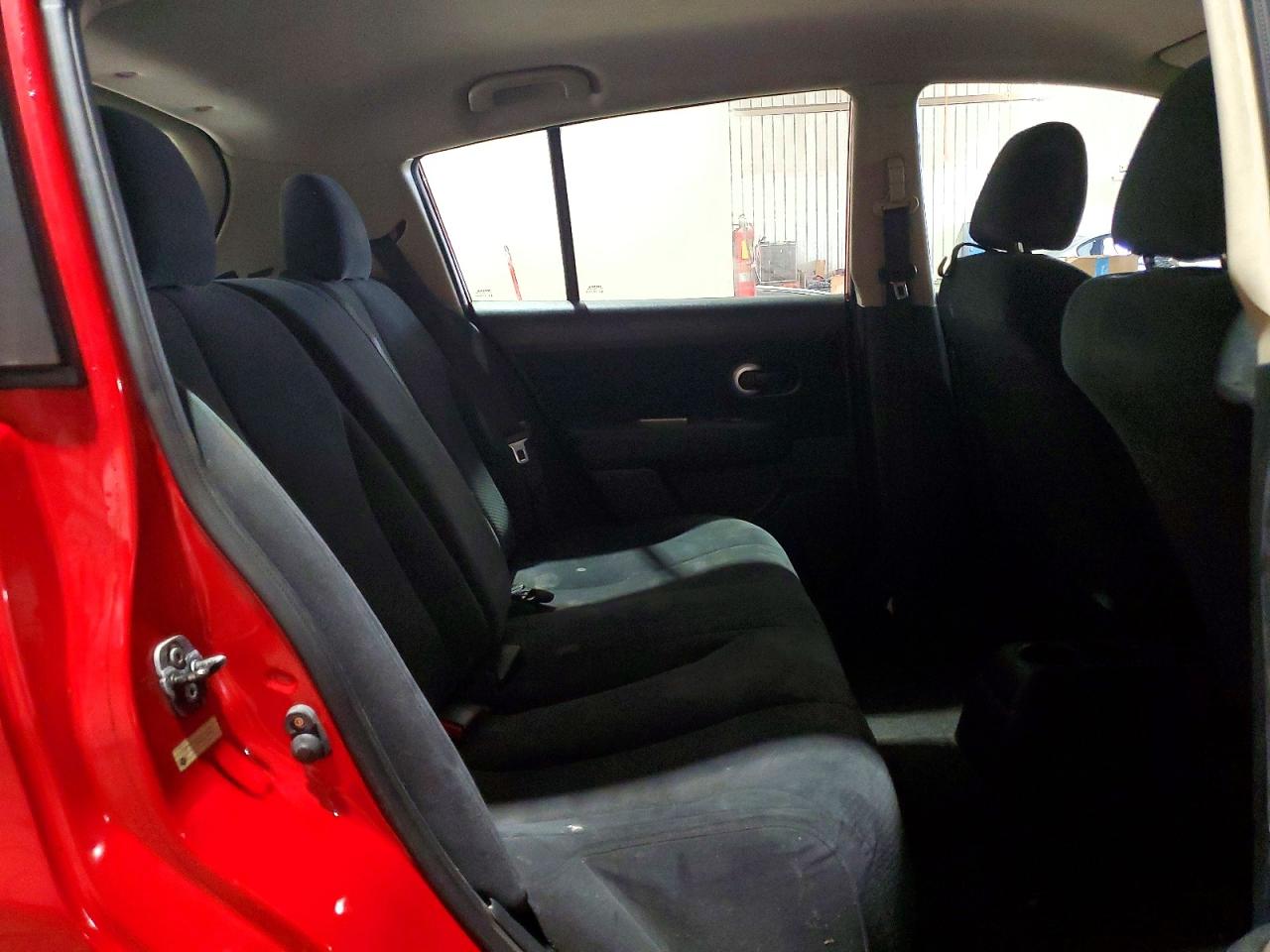 2012 NISSAN VERSA 1.8 S photo 28