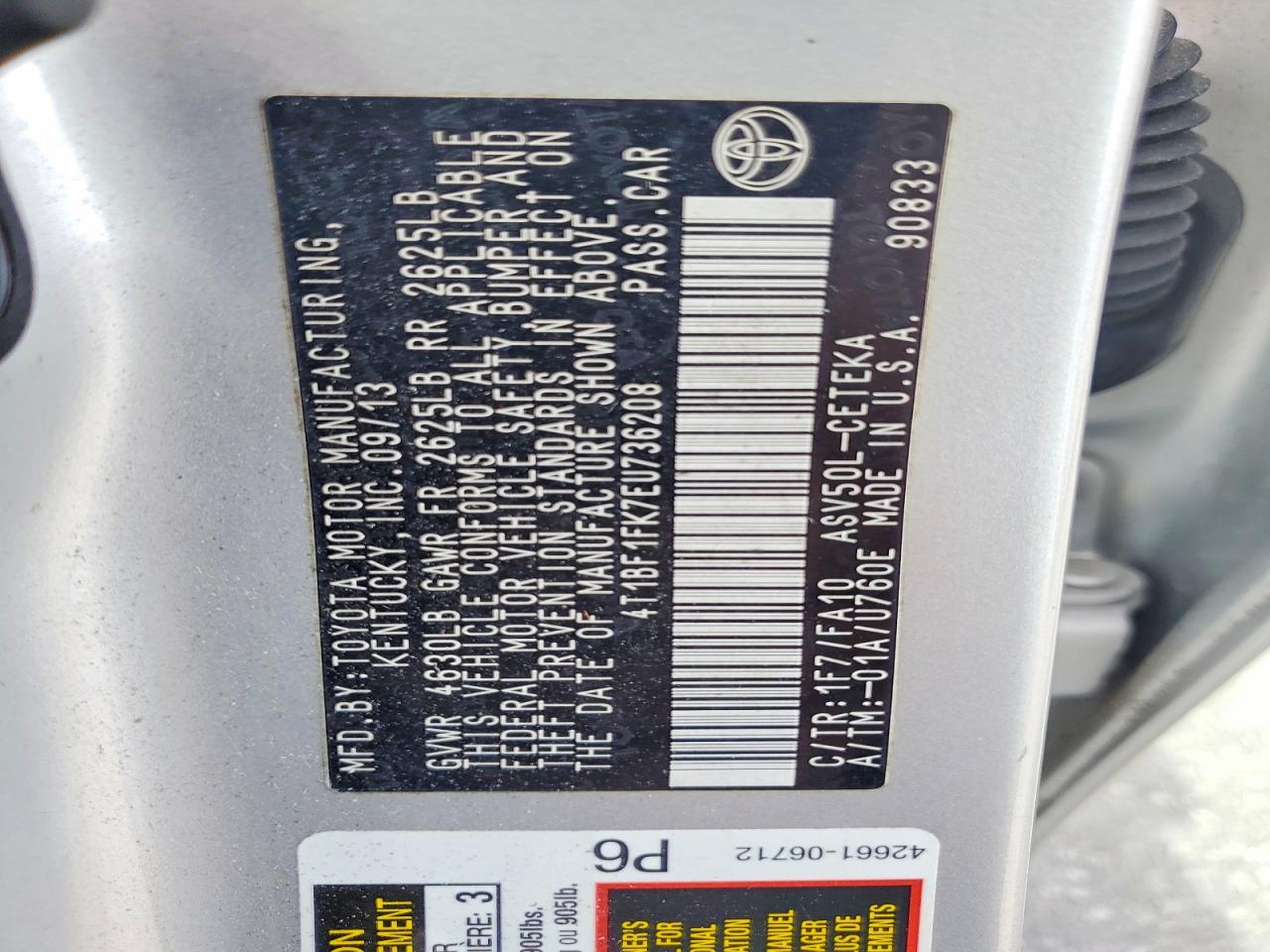 2014 TOYOTA CAMRY L photo 23
