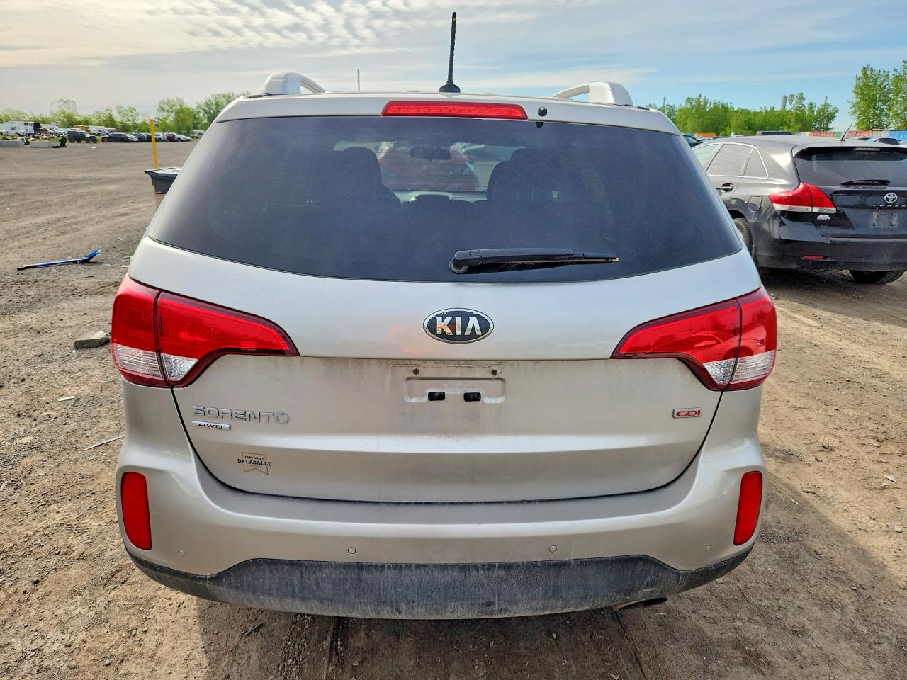 2014 KIA SORENTO LX photo 11