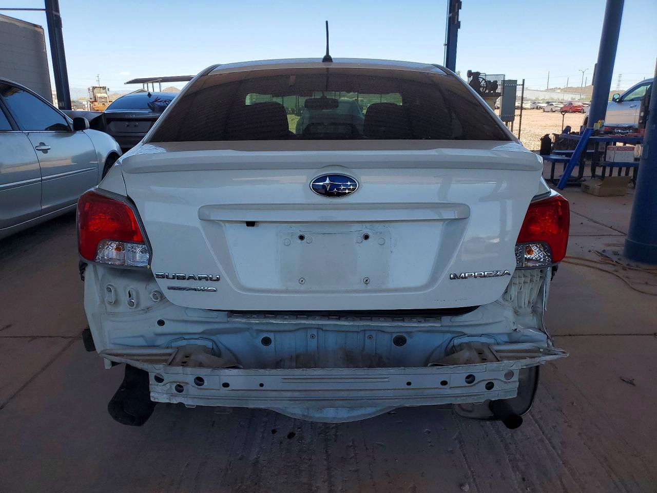2016 SUBARU IMPREZA photo 11