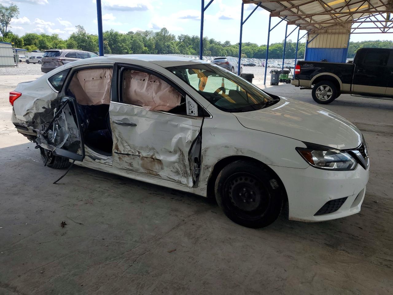 2019 NISSAN SENTRA S photo 4