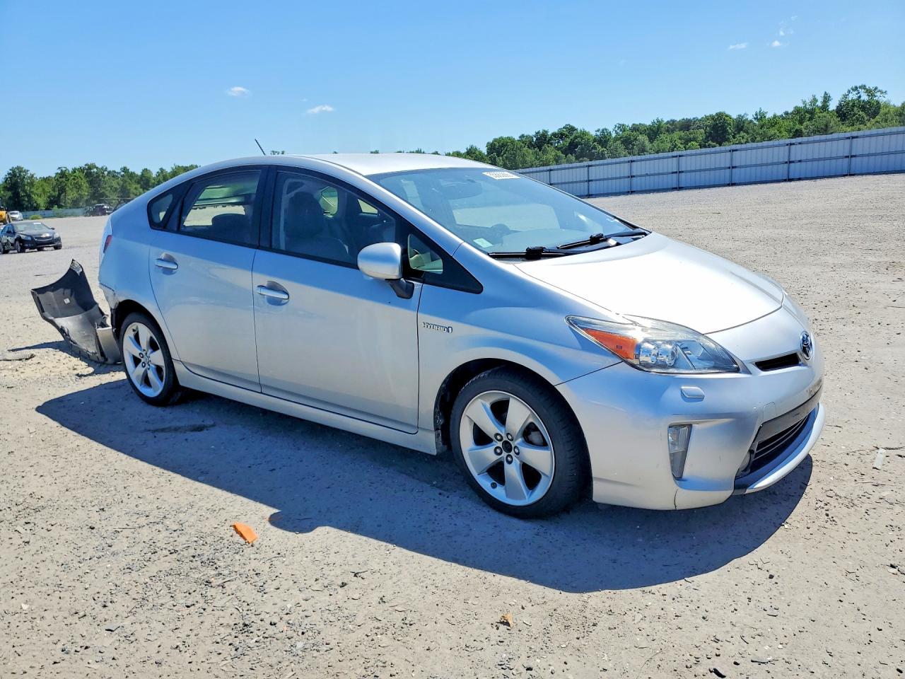 2015 TOYOTA PRIUS FIVE photo 7