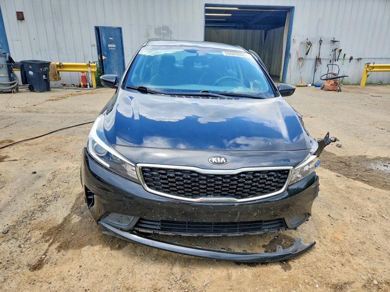 2017 KIA FORTE LX photo 13