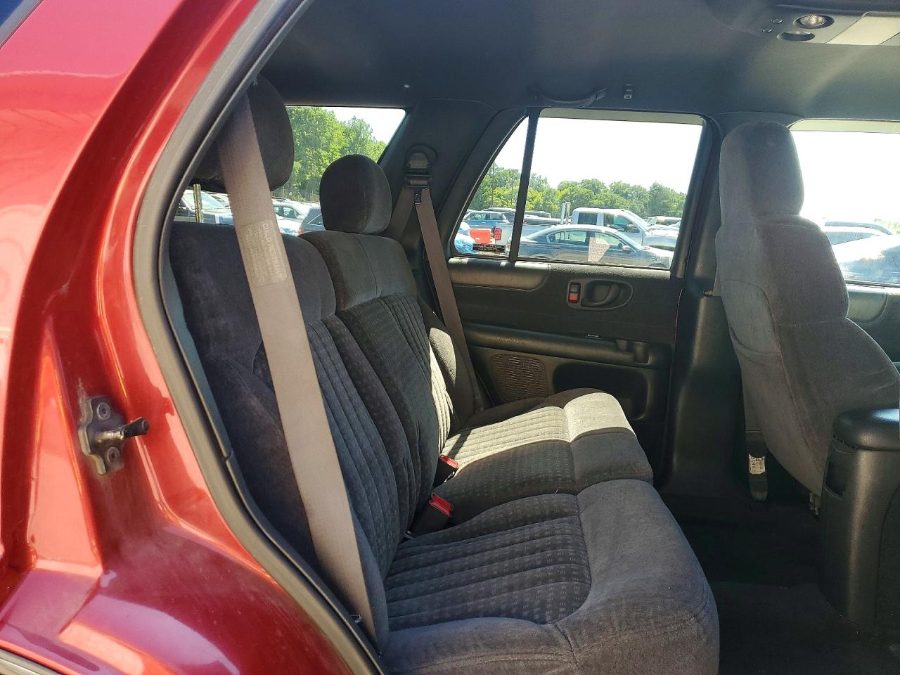 1998 CHEVROLET BLAZER photo 21