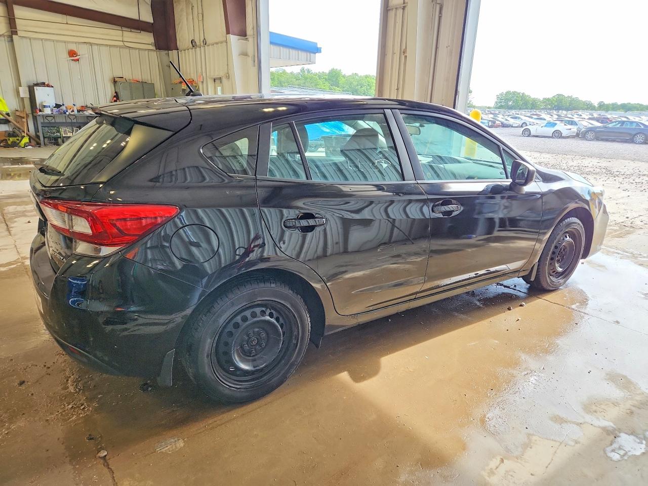 2019 SUBARU IMPREZA photo 5