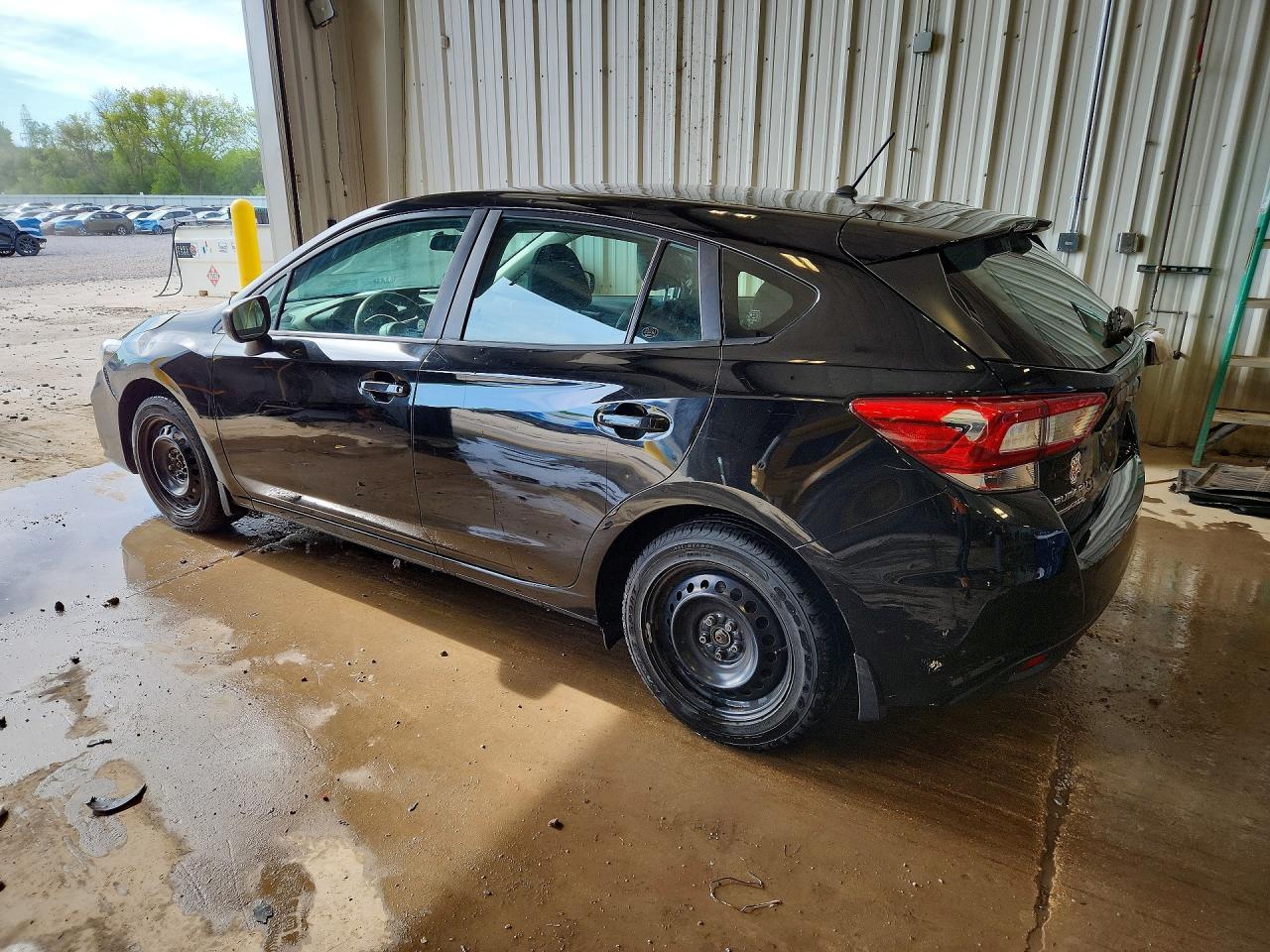 2019 SUBARU IMPREZA photo 3
