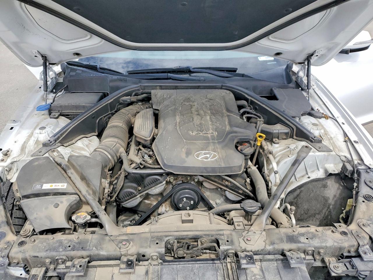 2015 HYUNDAI GENESIS 3.8L photo 21