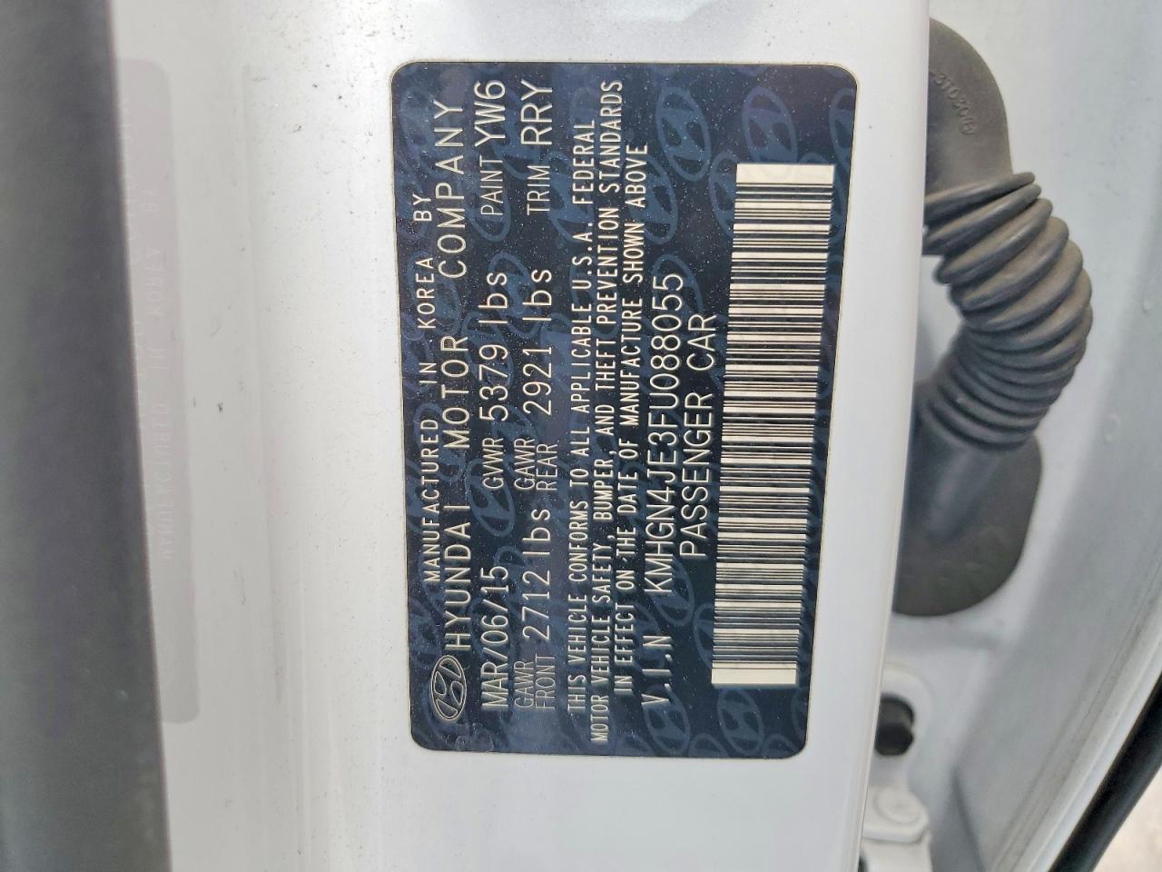 2015 HYUNDAI GENESIS 3.8L photo 25