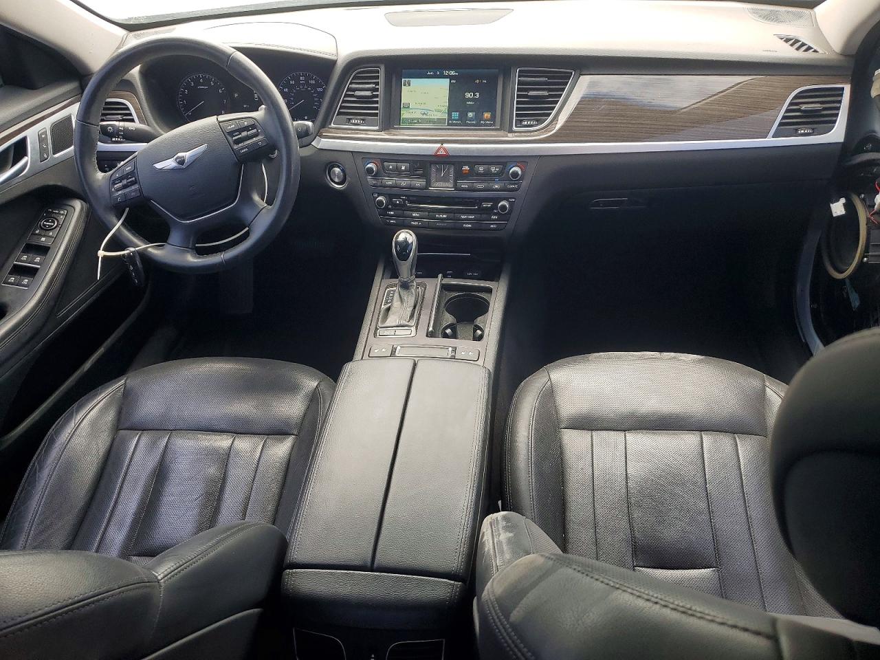 2015 HYUNDAI GENESIS 3.8L photo 15