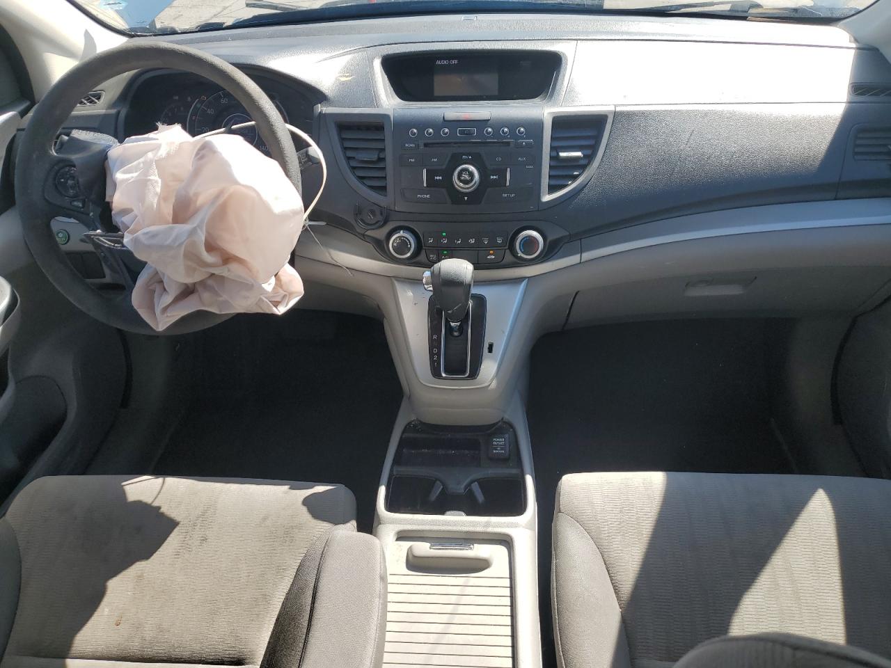 2013 HONDA CR-V LX photo 15