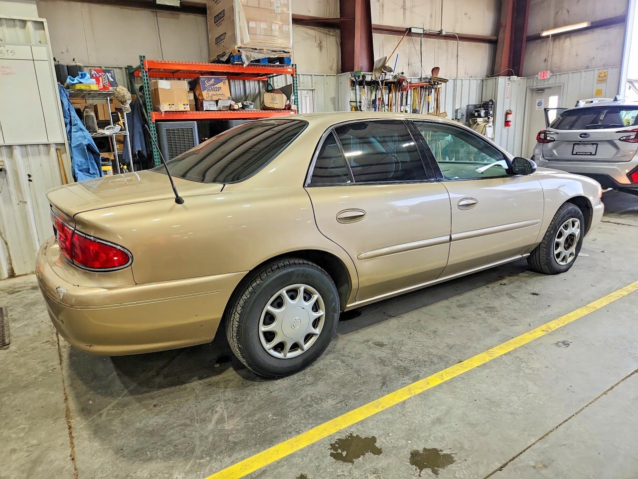 2004 BUICK CENTURY CUSTOM photo 5