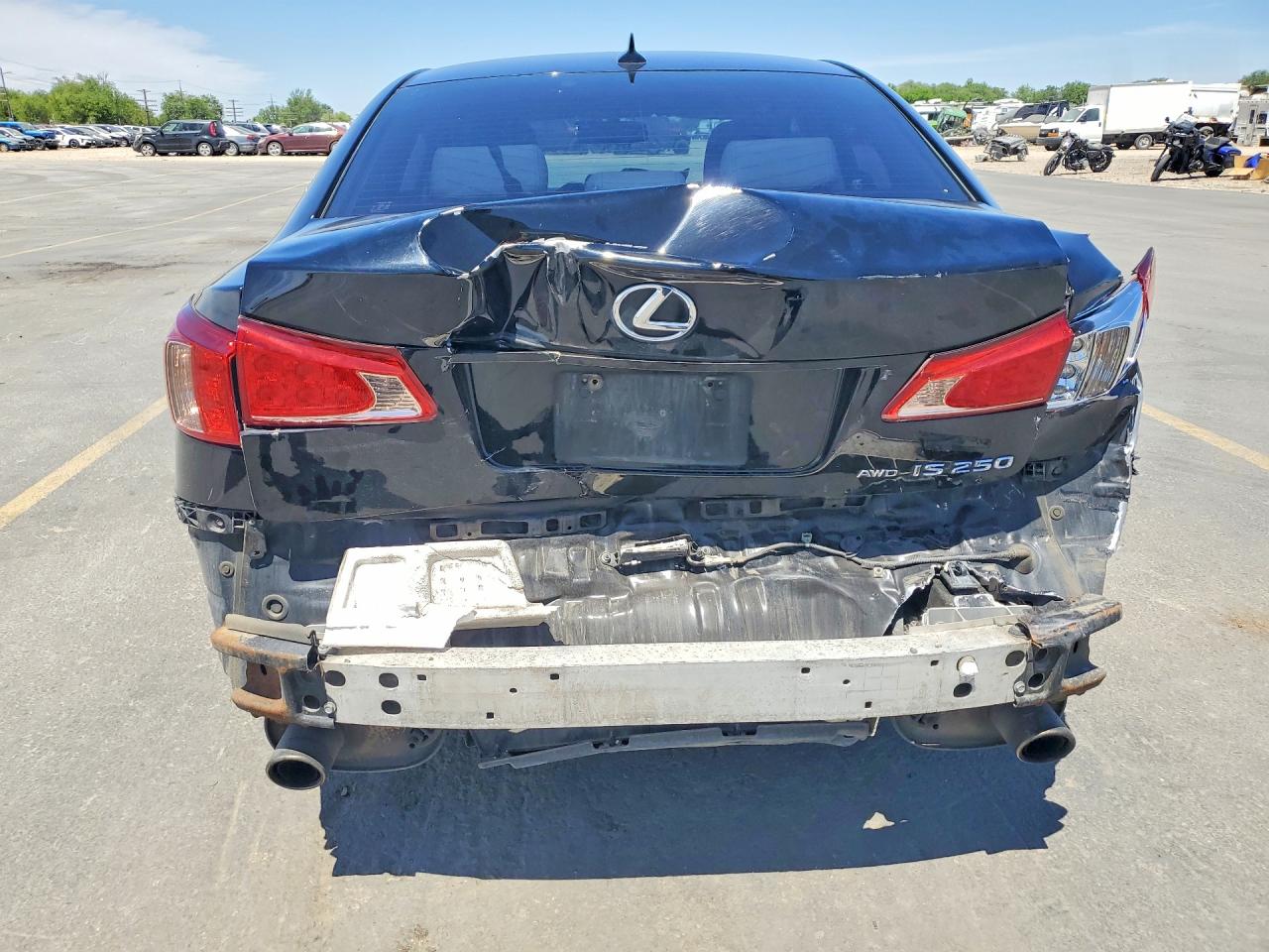 2012 LEXUS IS 250 photo 11