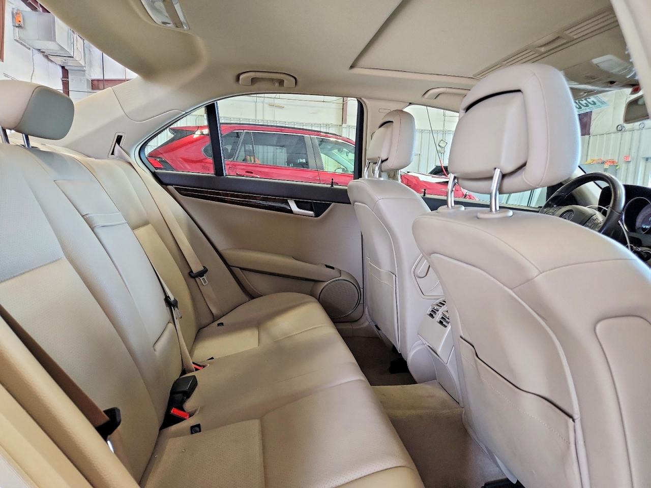 2013 MERCEDES-BENZ C 300 4MATIC photo 19