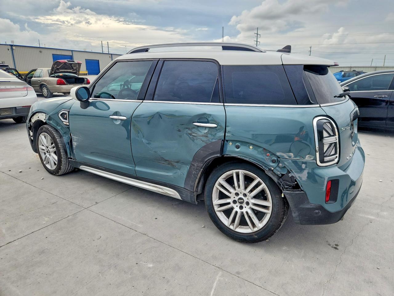 2023 MINI COOPER S COUNTRYMAN photo 3