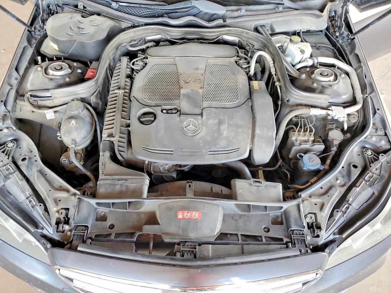 2014 MERCEDES-BENZ E 350 4MATIC photo 11