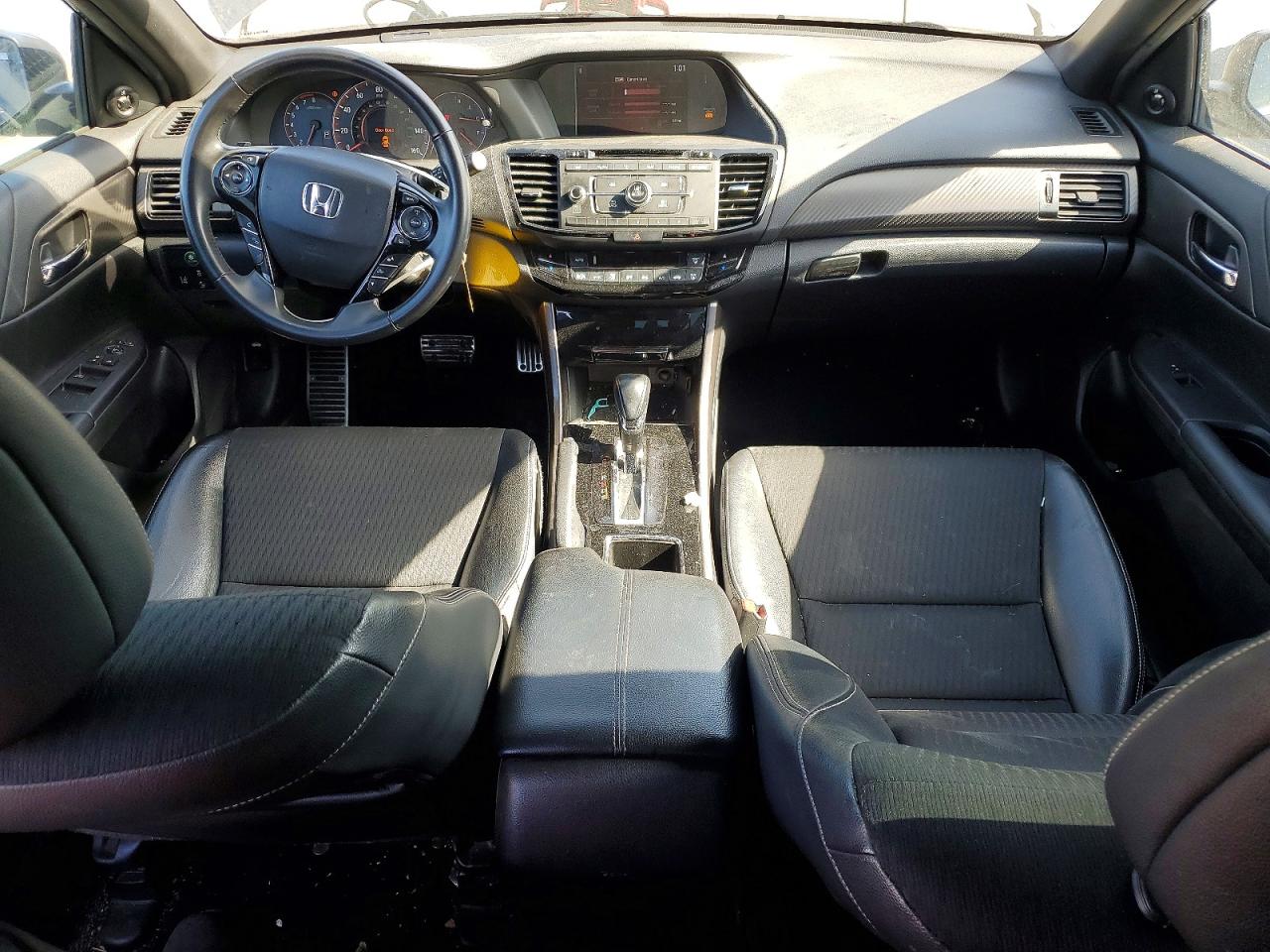 2016 HONDA ACCORD SPORT photo 15