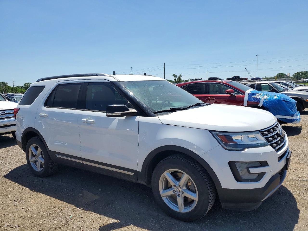 2016 FORD EXPLORER XLT photo 10