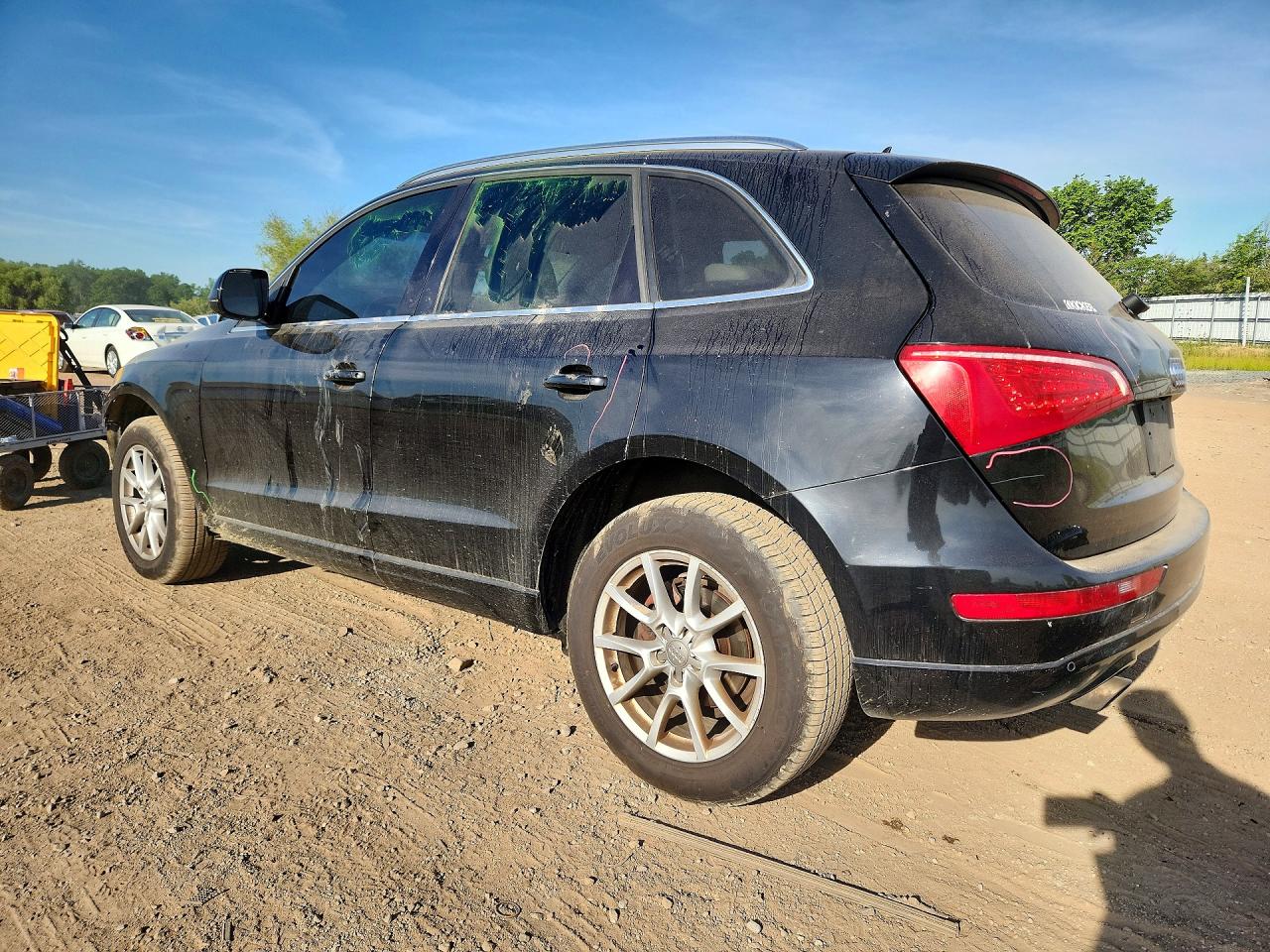 2010 AUDI Q5 PREMIUM PLUS photo 4