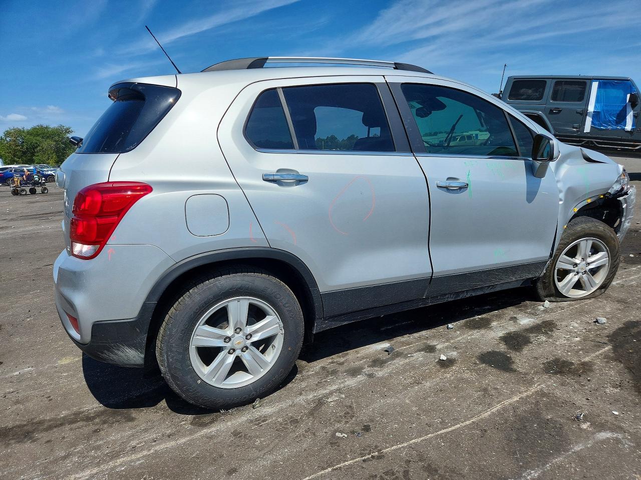 2020 CHEVROLET TRAX 1LT photo 5