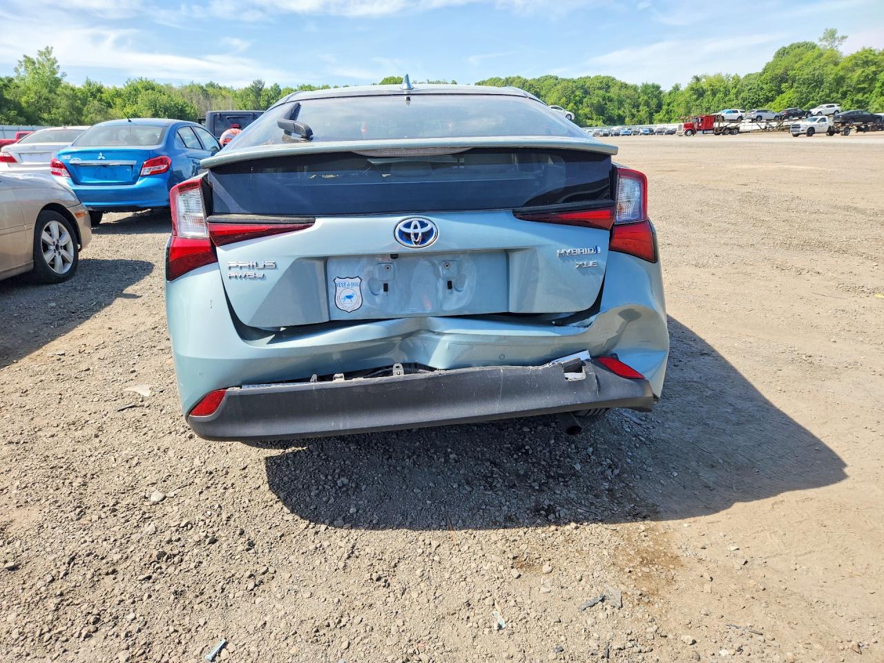 2019 TOYOTA PRIUS XLE AWD-E photo 11