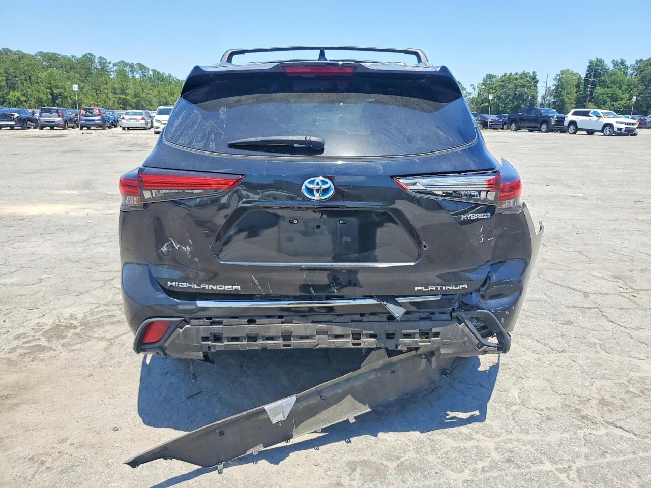 2022 TOYOTA HIGHLANDER HYBRID PLATINUM photo 11