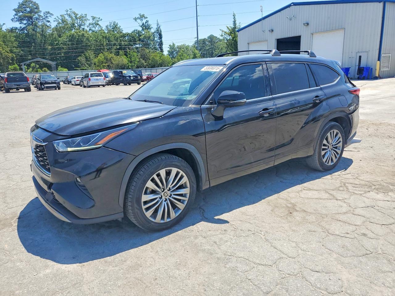 2022 TOYOTA HIGHLANDER