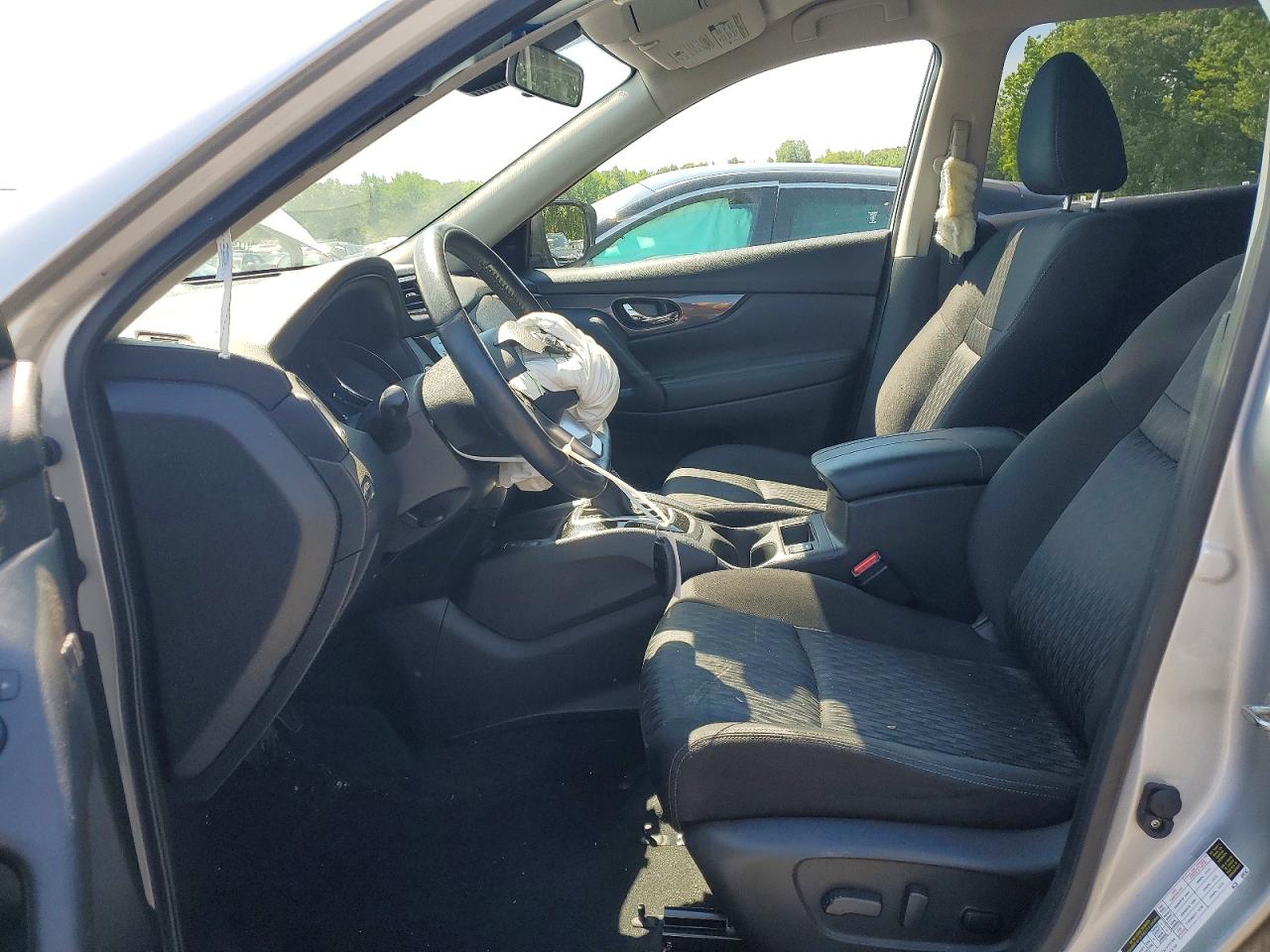 2019 NISSAN ROGUE SV photo 19