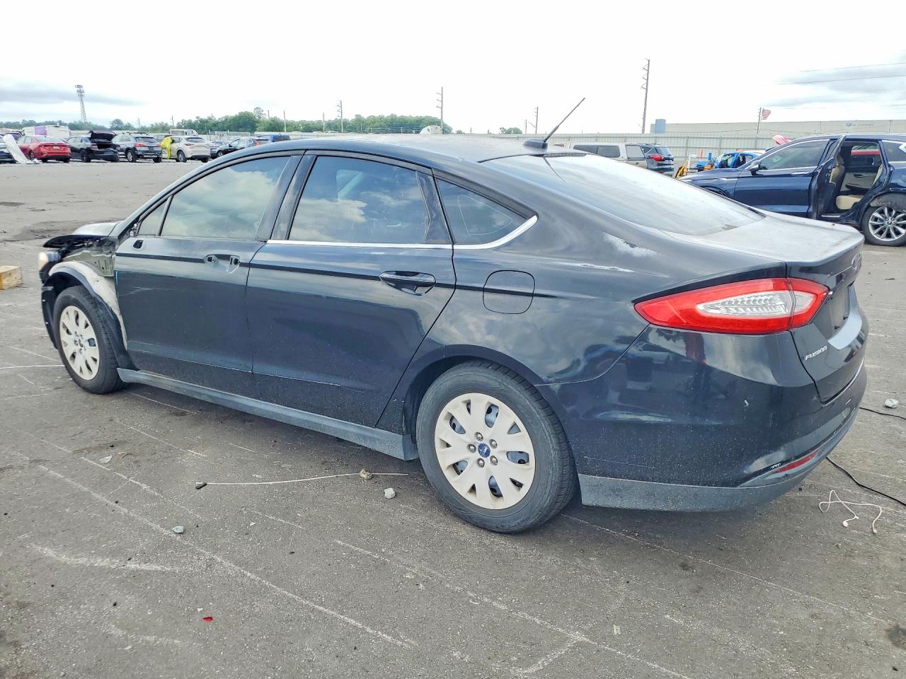 2014 FORD FUSION S photo 2