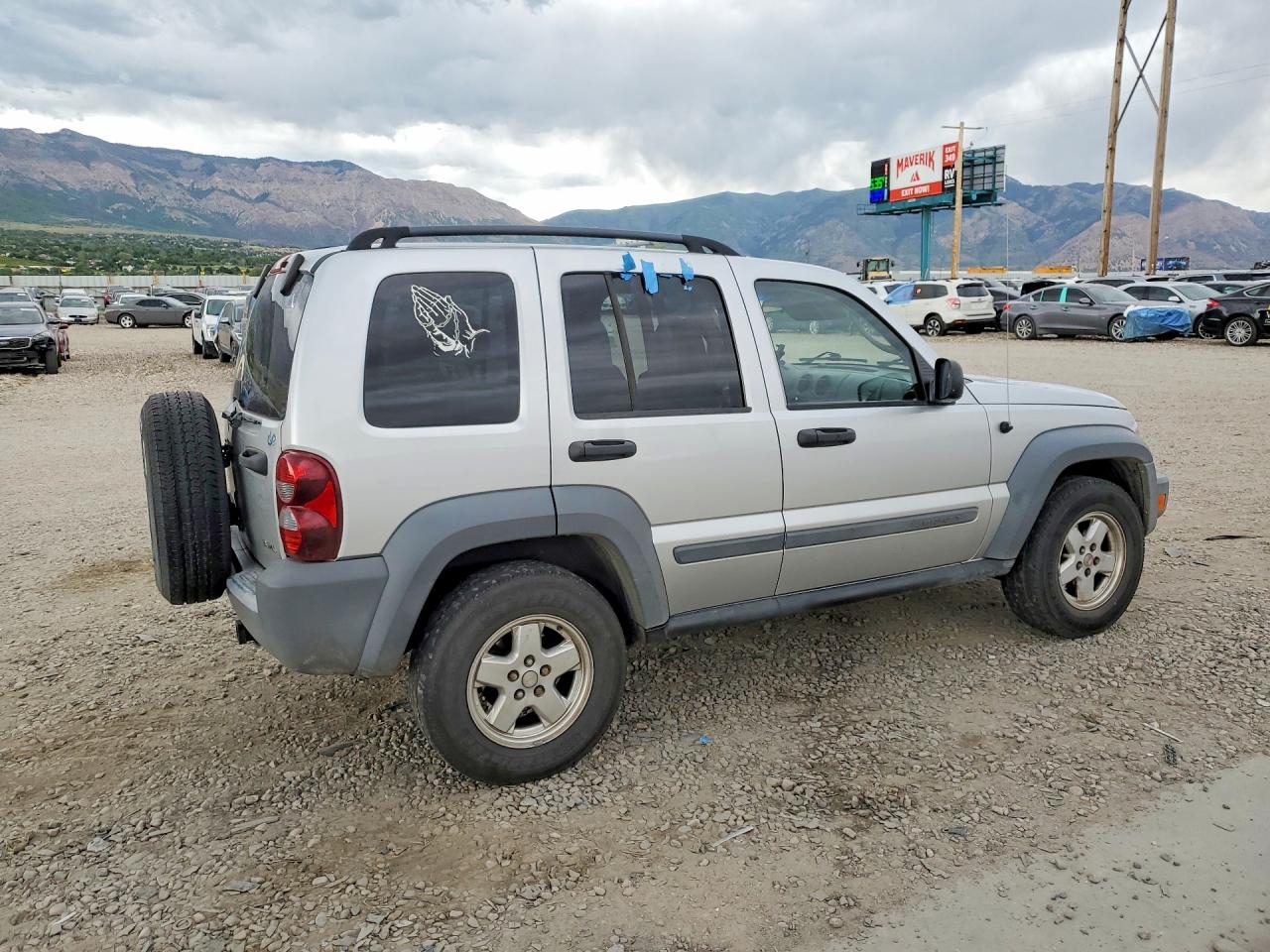 2005 JEEP LIBERTY SPORT photo 3