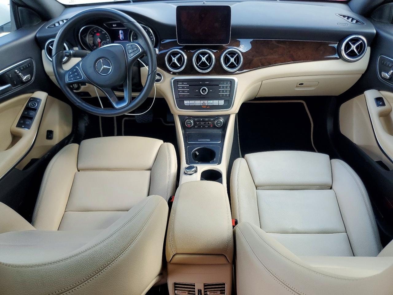 2018 MERCEDES-BENZ CLA 250 photo 15