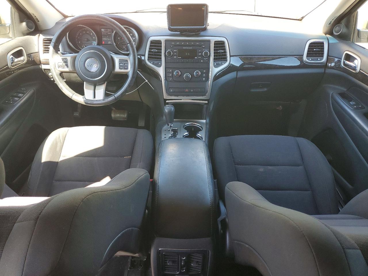2012 JEEP GRAND CHEROKEE LAREDO photo 8