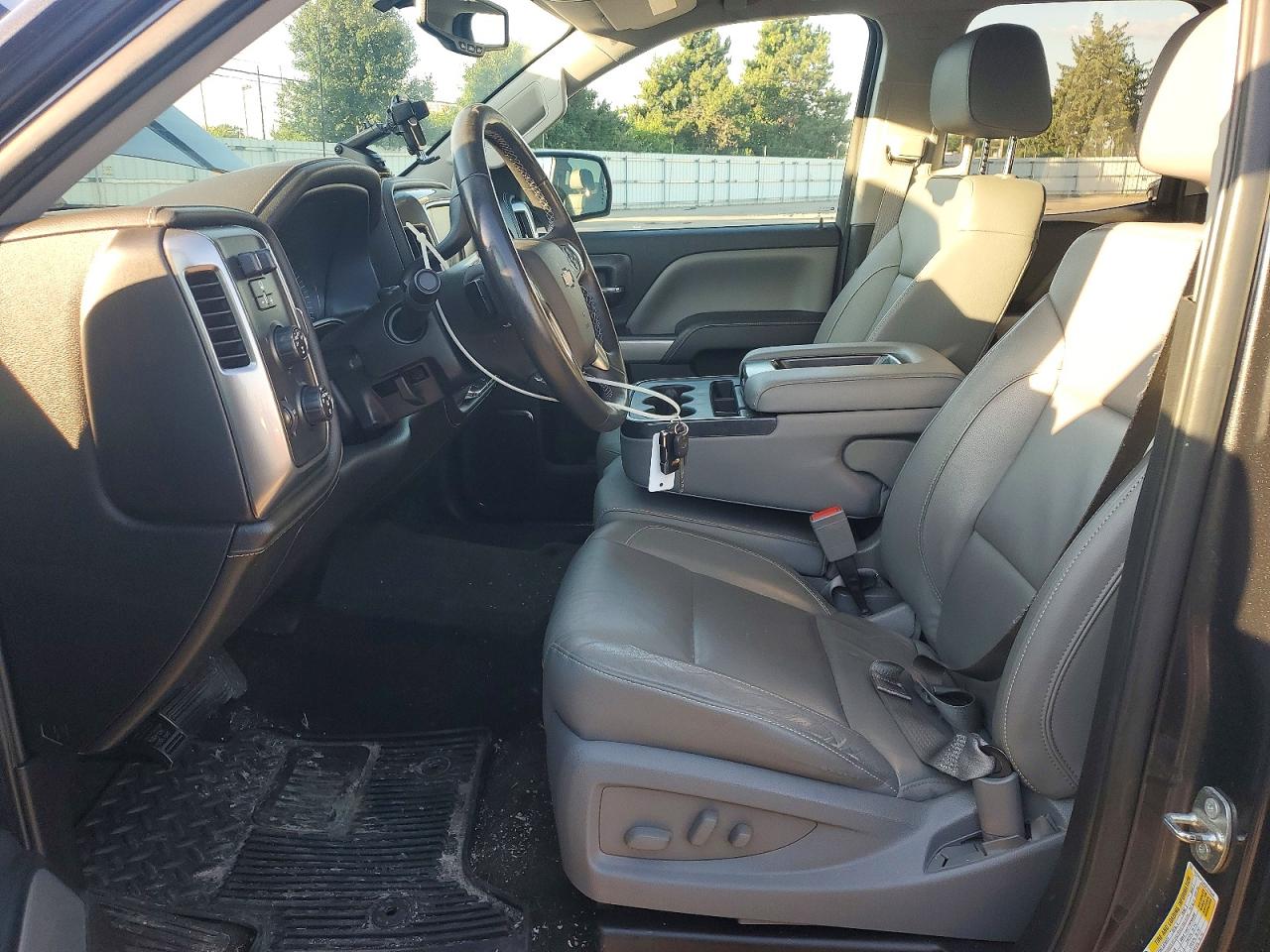 2016 CHEVROLET SILVERADO K1500 LTZ photo 13