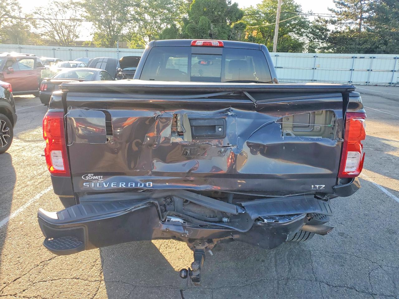 2016 CHEVROLET SILVERADO K1500 LTZ photo 11