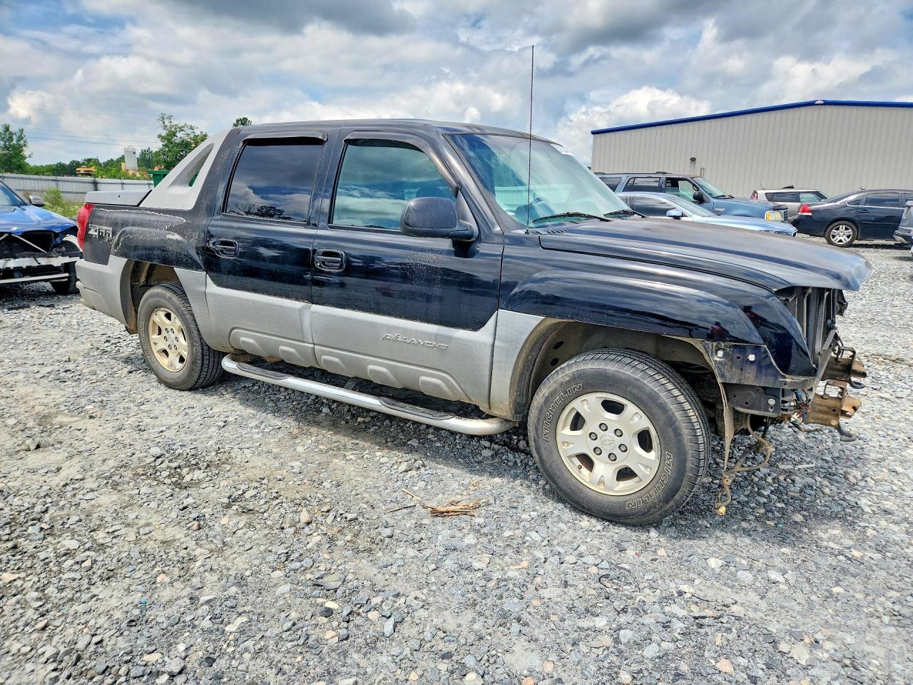 2002 CHEVROLET AVALANCHE C1500 photo 4