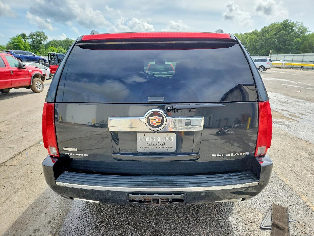 2012 CADILLAC ESCALADE ESV PLATINUM photo 11