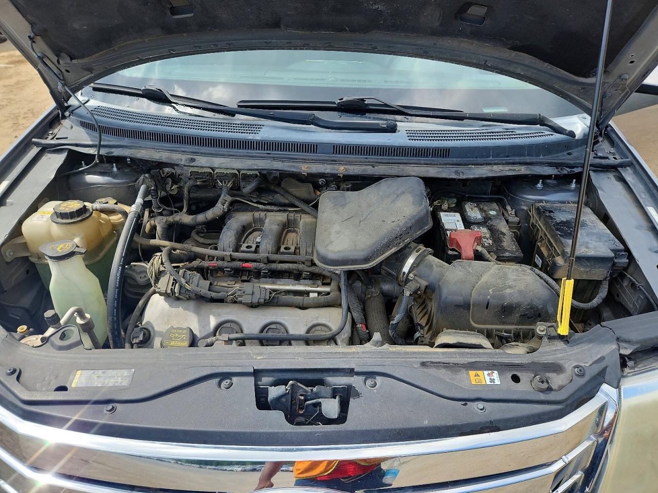 2010 FORD EDGE SEL photo 34