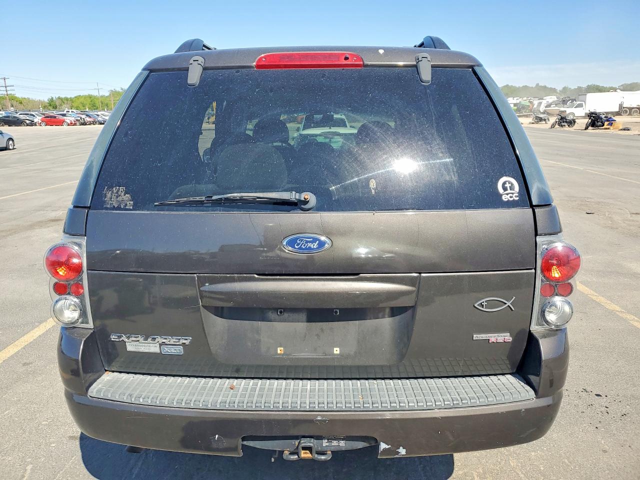 2005 FORD EXPLORER XLT photo 16