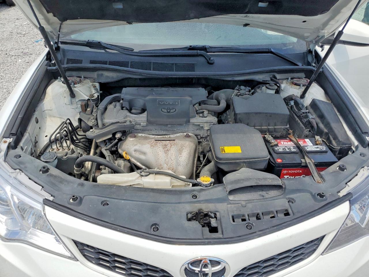 2012 TOYOTA CAMRY SE photo 31