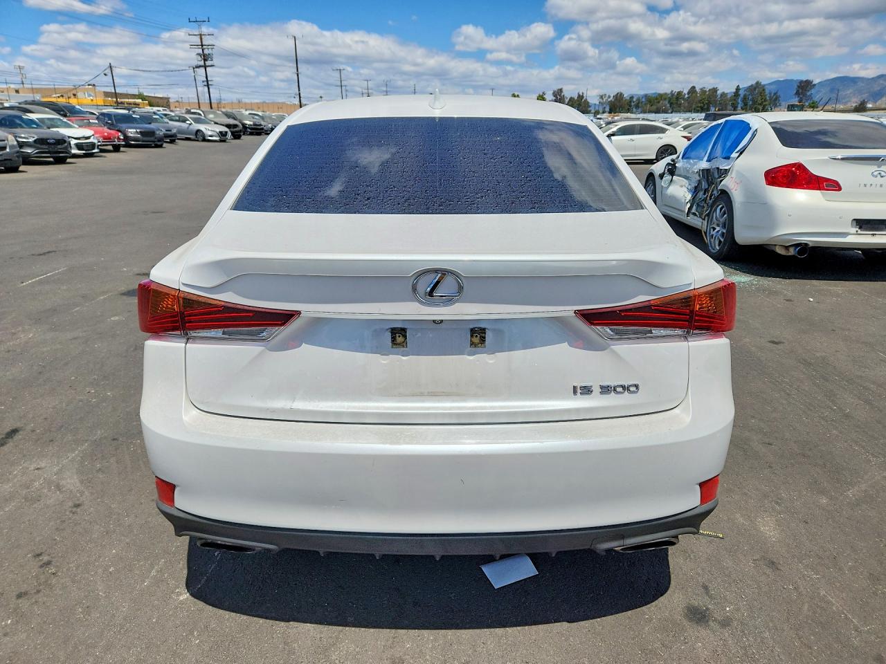 2020 LEXUS IS 300 photo 11