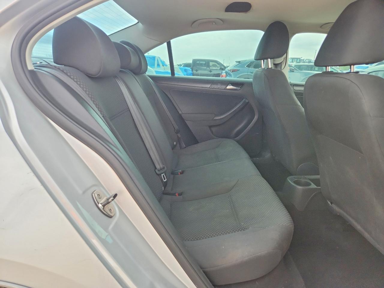 2012 VOLKSWAGEN JETTA BASE photo 19