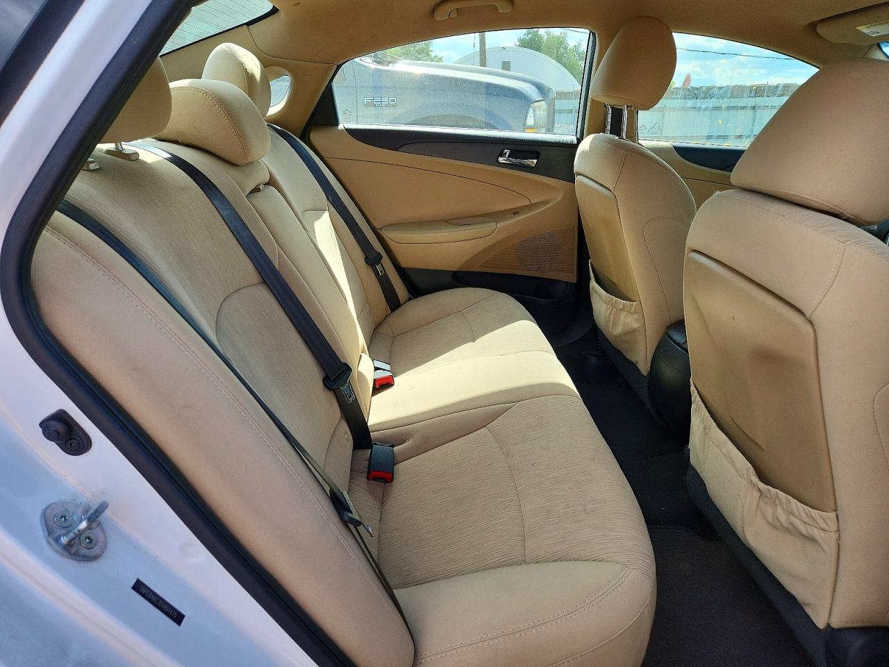 2014 HYUNDAI SONATA GLS photo 28