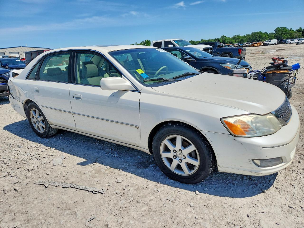 2002 TOYOTA AVALON XLS photo 7