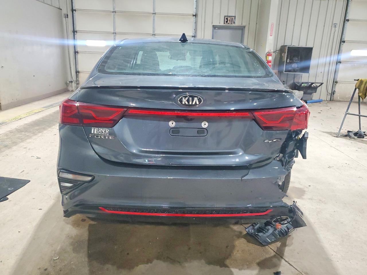 2021 KIA FORTE GT LINE photo 11